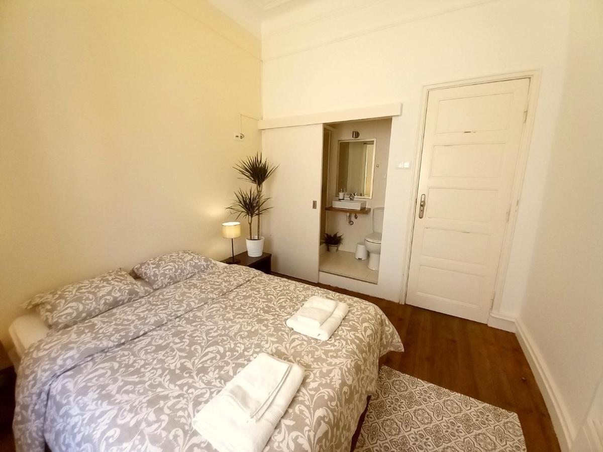 Casa Blanca Hostel Пениш Екстериор снимка